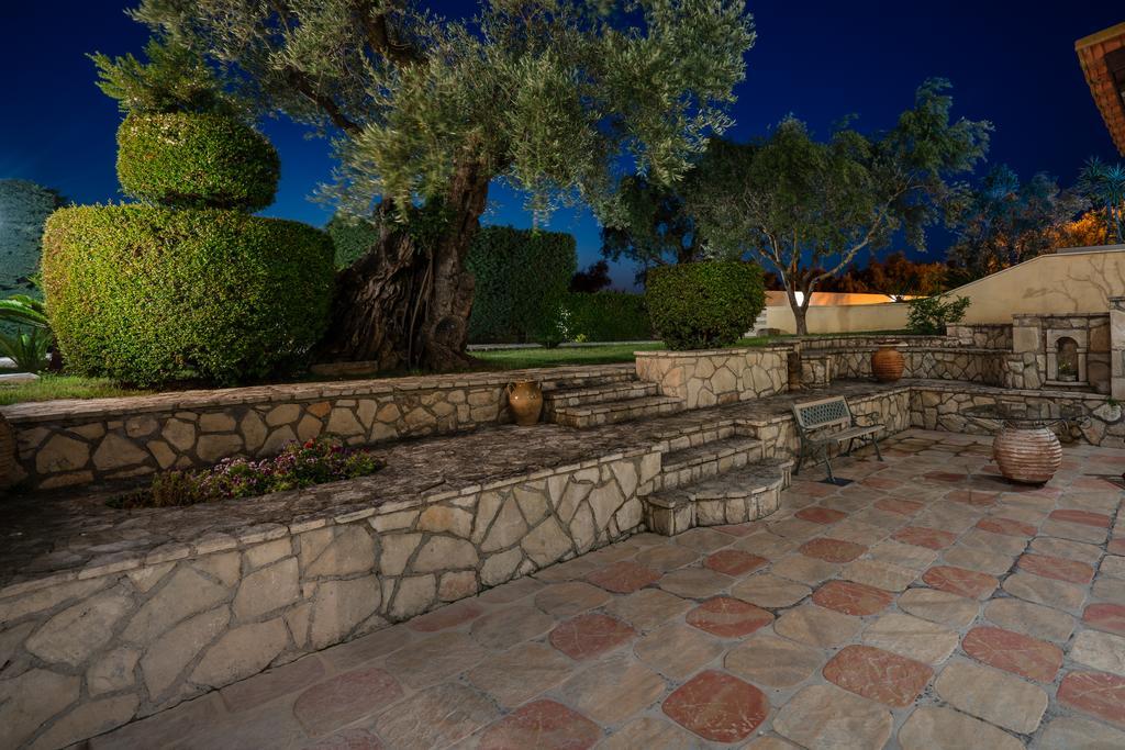 טסיליבי Tierra Verde, Luxury Retreat With 3 Acres Lush Garden מראה חיצוני תמונה