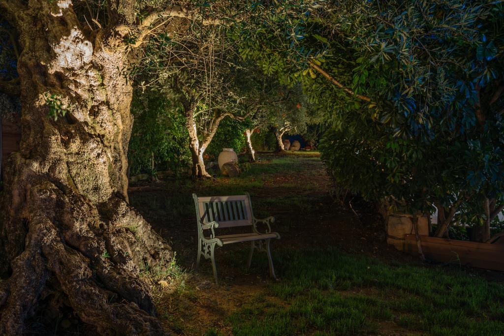 טסיליבי Tierra Verde, Luxury Retreat With 3 Acres Lush Garden מראה חיצוני תמונה