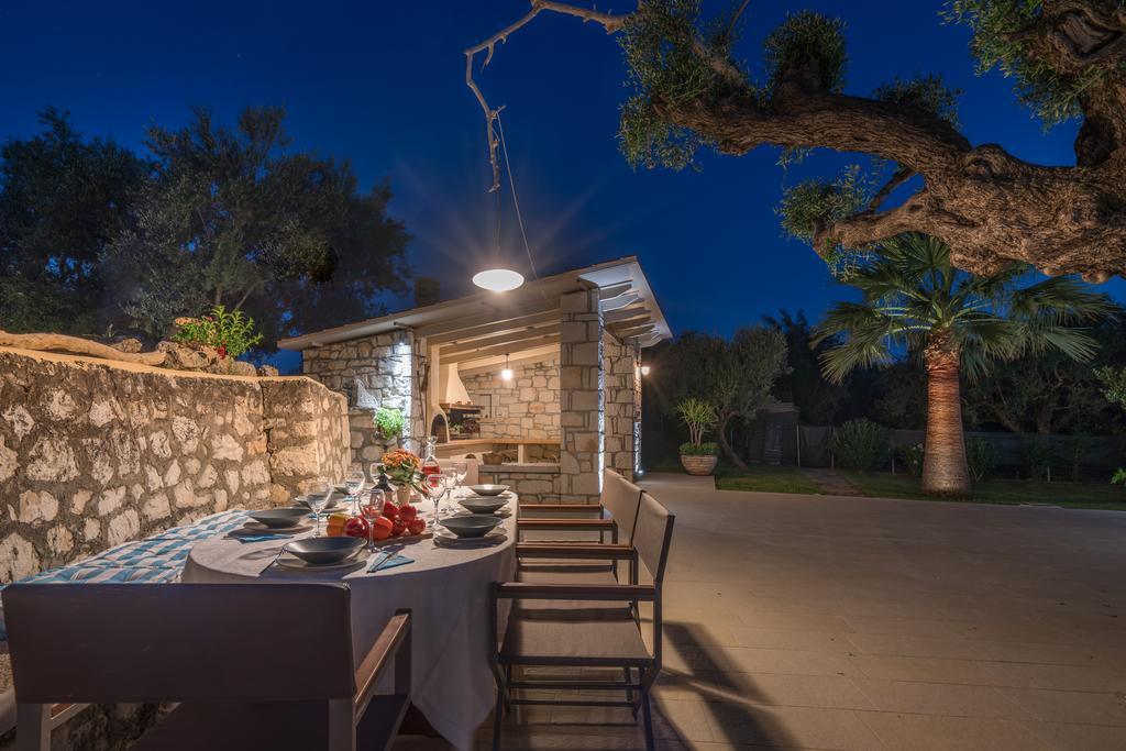 טסיליבי Tierra Verde, Luxury Retreat With 3 Acres Lush Garden מראה חיצוני תמונה
